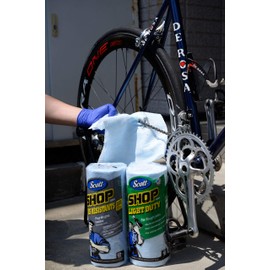 SCOTT 65720 Pro Shop Towels, Light Duty, 60 Sheets (Roll Type for Easy Carry)