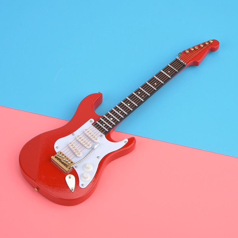 Delicate 18 cm Mini Wooden Electric Guitar Model Ornaments Collection