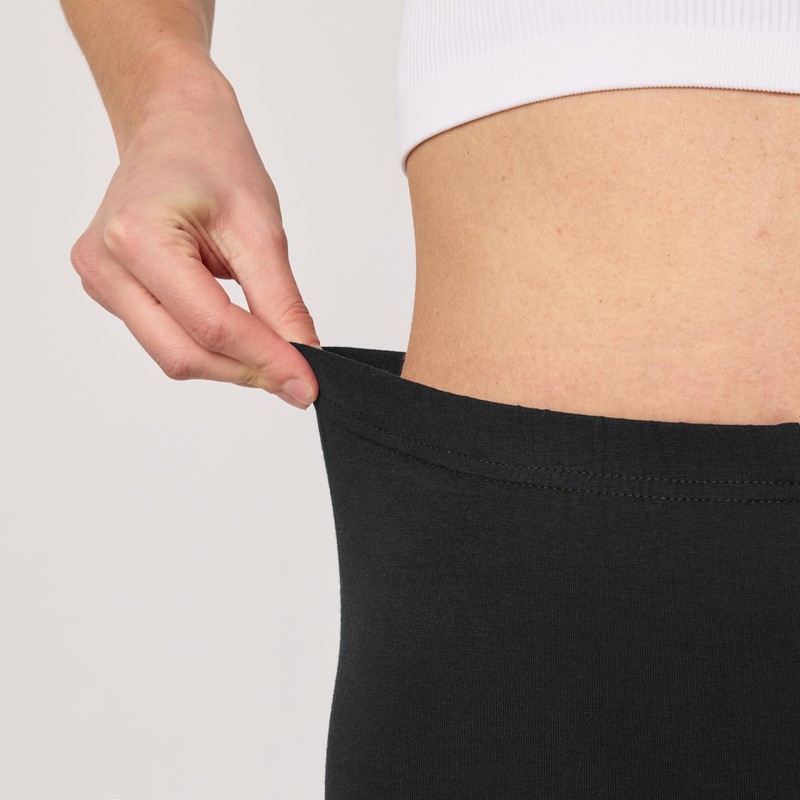 Merry Style MS10-200 Women's Cotton Short Leggings - Black ,