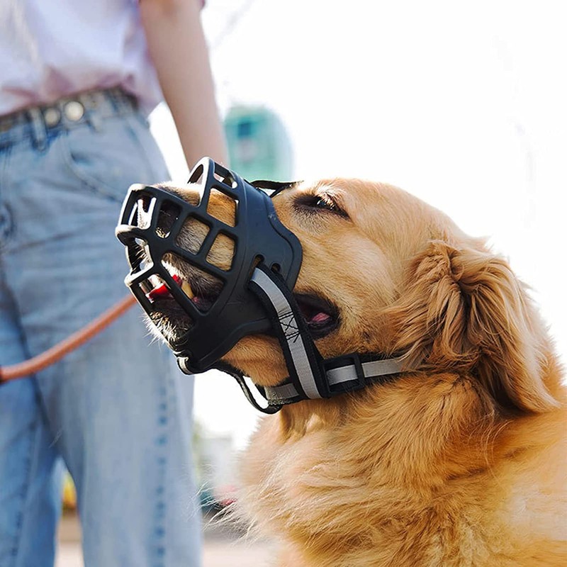 Dog Muzzle, Soft Rubber Safe Basket Breathable Muzzles Adjustable Straps