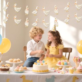 Goose Theme Garland, Silly Goose Baby Shower Decorations Cute Farm Animal Geese Garland Banner Goose Birthday Bungting Decor for Kids Girls Boys 1st 2nd 3rd Birthday Baby Shower Party