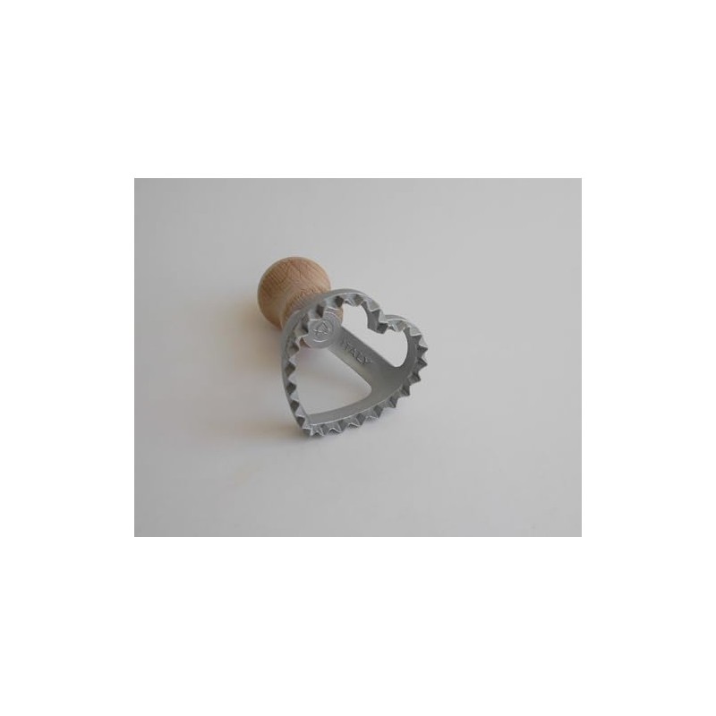 Tredoni 5.5cm Heart Shape Ravioli Pasta/Dough Stamp Cutter, Cookie Stamp