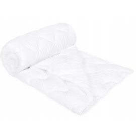 livessa Duvet 140 x 200 cm with Set of 2 Pillows 80 x 80 cm – Ideal for All Seasons with 300 g/m² Filling, 4 Seasons Duvets 140 x 200 cm, Oeko-Tex Certified, Soft and Breathable