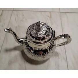 Le Dinandier Heavy Duty Handmade Large Moroccan Teapot Tea Pot, Silver Color, 1.25 Liters