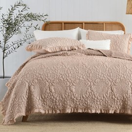 HORIMOTE HOME Pinkish Grey Ruffled Quilt King Size, Stone-Washed Lightweight Crinkled Farmhouse Rustic Shabby Chic Bedding Set, 3 Pieces Reversible Bedspread with Pillow Shams for All Season