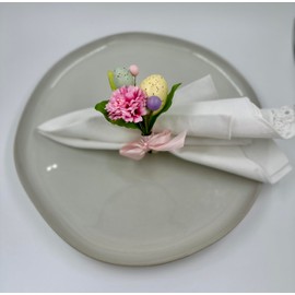 EASTER NAPKIN RINGS//EASTER HANDMADE NAPKIN RINGS (2 EGGS -PINK FLOWER-WITH PINK RIBBON)//SET OF 4//Eggs And Flowers // Ester Decor//Bunnies Love Them.