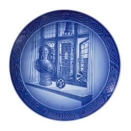 Royal Copenhagen 1074923 Earplate, 2025 Edition, Blue Collectable "QUEEN JULIANE MARIE" Diameter Approx. 7.1 inches (18 cm), Blue