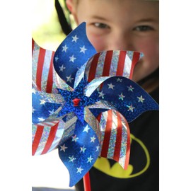 In the Breeze 2749 Stars and Stripes Pinwheel, 8-Inch, Stars & Stripes / 8 Pieces