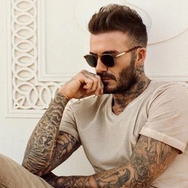 Bsreyeop Vintage Round Sunglasses for Men Women Trendy Retro Thick Frame Sun Glasses(Orange Frame/Gradient Brown Lens E5)