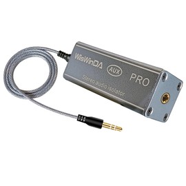 WisWinDa 3.5mm Pro Ground Loop Noise Isolator Car Noise Filter Hum Eliminator (No Affect Bass) Aluminum Shell Noise Eliminator for HiFi Stereo Home Theater Car Audio Player Plug&Play (Silver-Gray)