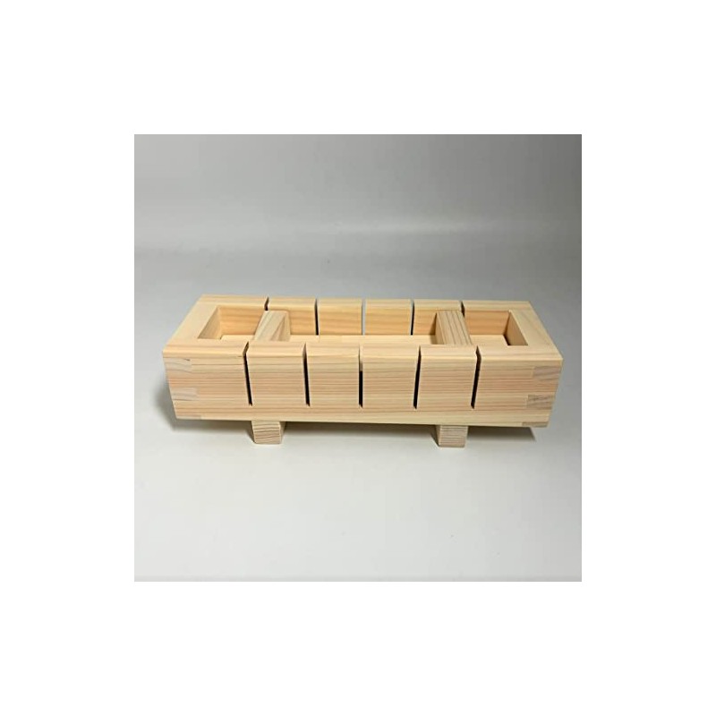 Yamako 792474 Hinoki Cypress Pressed Sushi Mold, Cuts 6 Pieces,