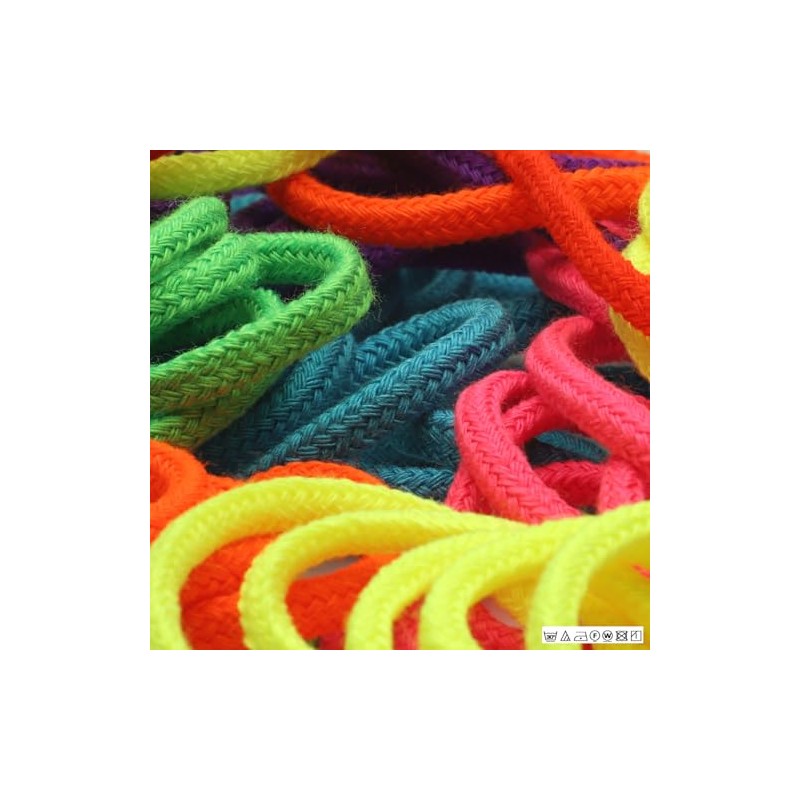 Fujiyama Ribbon Fluorescent Color Thread 2.5M Long (#85 Fluorescent Green,