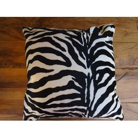 PAGO POCO Cushion Covers or Decorative Cushion Covers Zebra Design Velvet 100% Made in Italy 50 x 50 cm