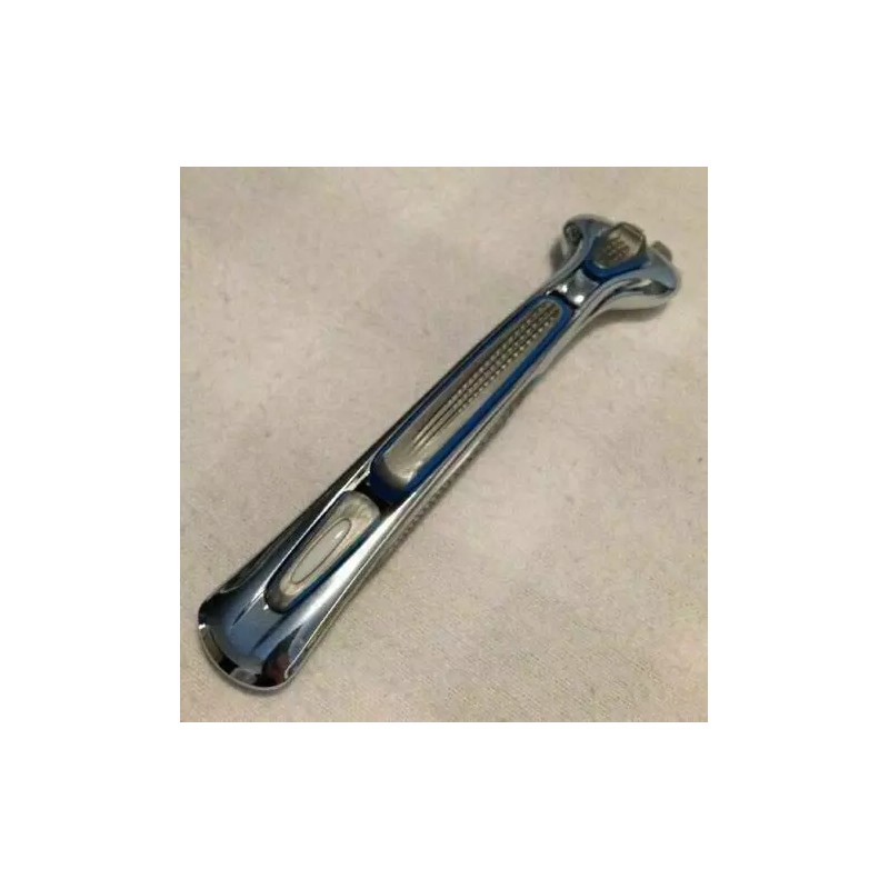 Dollar Shave Club Executive Razor - Handle + Cartridge Brand