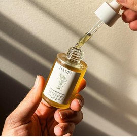 HADEA Cyperus Rotundus Oil - 100% Organic, High Potency, Steam Distilled, Improved Smell, Reduces Hair Regrowth