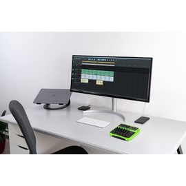 Pronomic Mini6 USB Mixer - USB Powered 6-Channel Mixer - 4 Channels with Combo Sockets - Stereo Input - Media Player/Recorder with Bluetooth® and USB - Audio Interface - Green