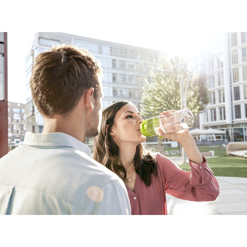 Brita Water Filter Bottle with 2 Fill&Go Cartridges, 20.3 fl