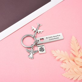 JSDDE Plane Keyring with Engraving Be Safe Have Fun Come Home Charm Keychain with Small Finger Promise Passport Pendant World Travel Gift for Partner Couple Family, silver