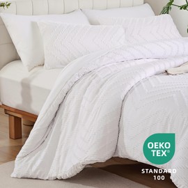 YIRDDEO White Comforter Set 3Pcs, Boho Full Size Bedding Set, Vertical Tufted Bed Set, Lightweight Neutral Bedroom Set (1 Comforter 2 Pillowcase)