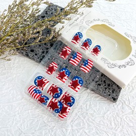 Independence Day Press on Nails Short Square Fake Nails with Designs American Flag Glue on Nails Stars Glitter Acrylic Nails Reusable Artificial Nails Full Cover Stick on Fingernails for Women