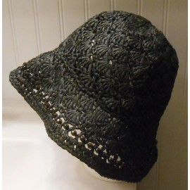 JACLYN SMITH WOMEN'S JACLYN SMITH BLACK WOVEN CLOCHE HAT WITH BEAD TRIM - ONE SIZE FITS MOST