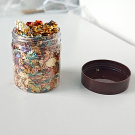BLWAFY Gilding Flakes Leaf Flakes Gilding Variegated Gold Foils for Art Supplies,Resin,Nails,Painting,Crafts(Multicolor)