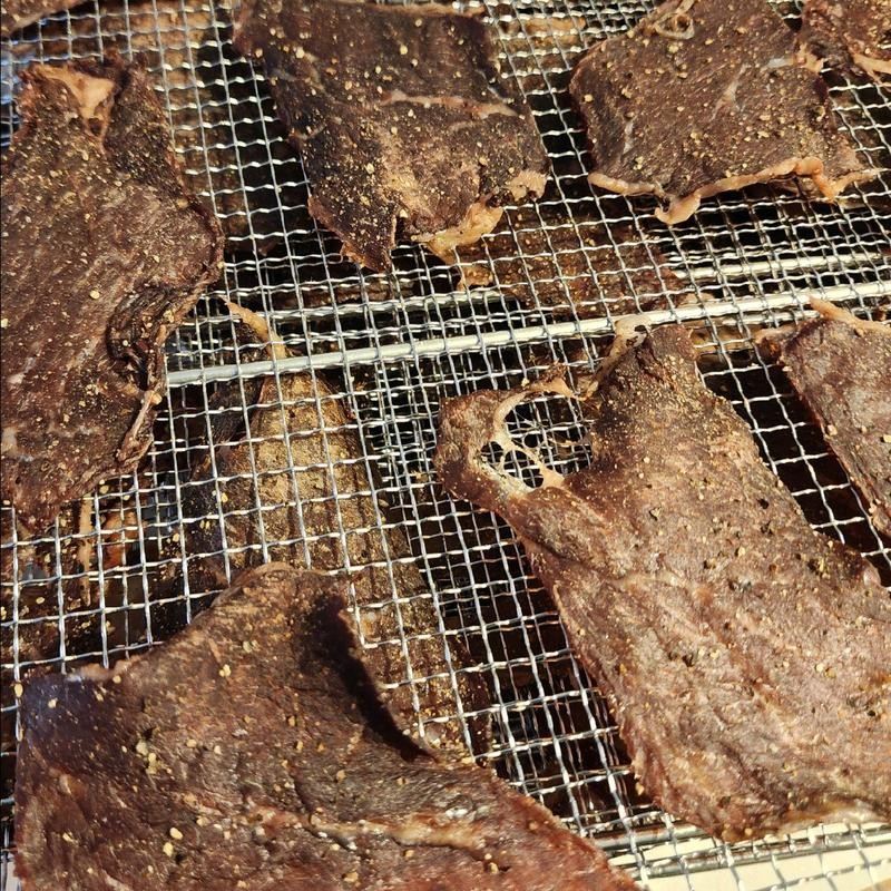 Salt, pepper, and garlic Carne Seca (dehydrated jerky) - Specification: