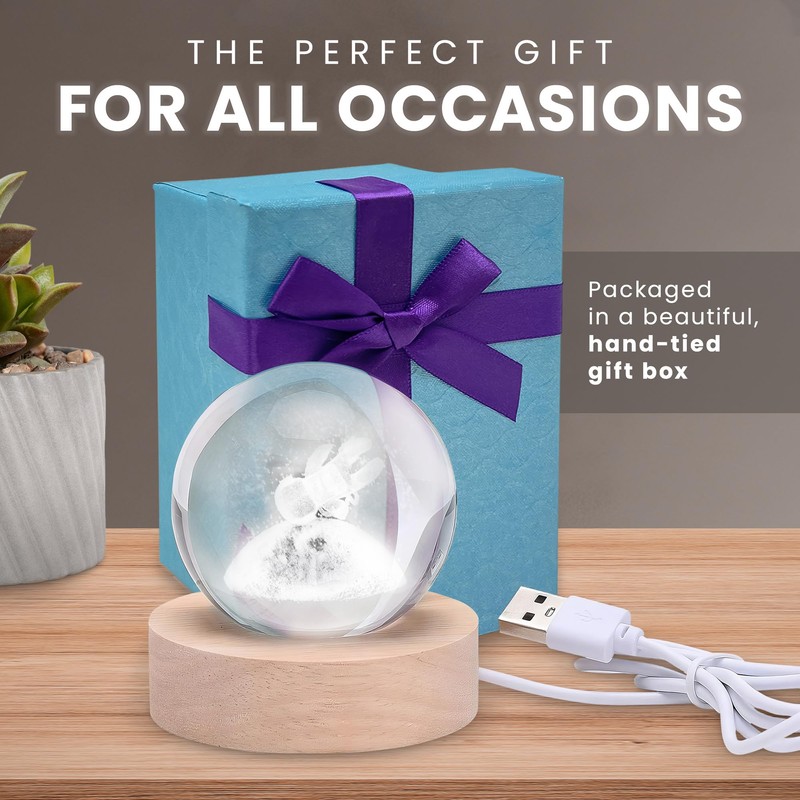 CUQOO 6cm 3D Astronaut Crystal Ball Night Light - LED