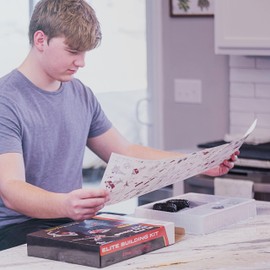 MALUVRIAN Erector Set for Boys - Girls | Metal Model Kits for Adults Teens and Advanced Kids Stem Toys | Build A Car Plane or Excavator | Educational Toys | Engineering Toys | Building Kit