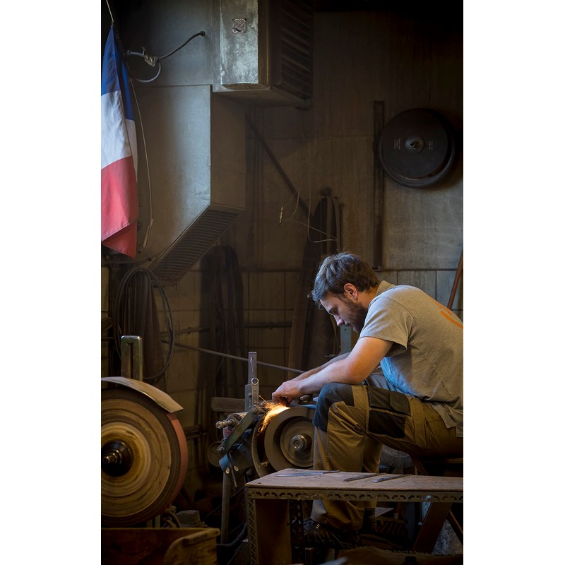 SABATIER FRERES IDEAL Bread Knife 8", Made in Thiers France