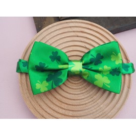 MeiMei St Patrick's Day Lucky Irish Clover Shamrock 4.25 inch Bow, Handmade Boys Men Self-tied Bowtie, Party match Costume Bow Tie (Clover-1 Bowtie)