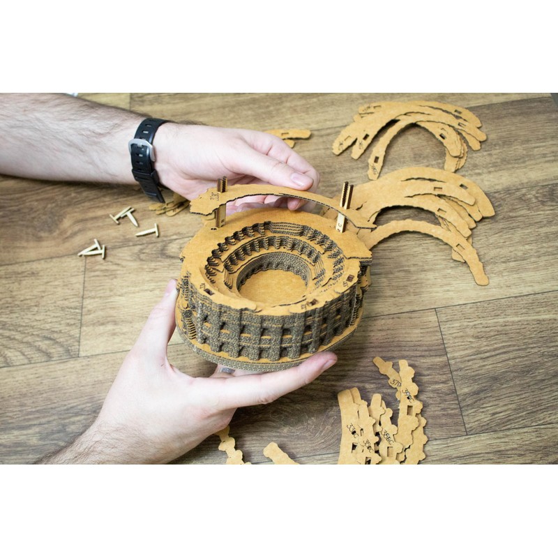 Cartonic Colosseum - Rome - Italy - 3D Cardboard Constructor