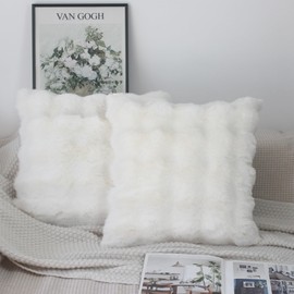 NIULAA Cream Cushion Covers 40cm x 40cm Pack of 2 Soft Fluffy Faux Fur Cushion Cover Thick Plush Luxury Decorative Pillows 16 x 16 Inches Modern Moroccan Style Covers Bedroom Sofa Pillow Shell