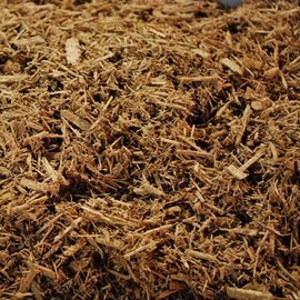 GARDENWISE Premium Eucalyptus Wood Mulch for Indoor, Patio, Potting Media, Gardens, Lawns, and Landscaping (2 CF - 56 L - 59 QTS)