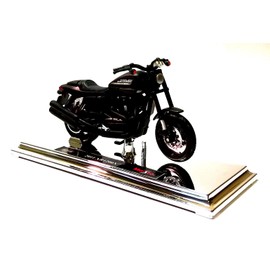 Maisto Harley-Davidson 2011 XR1200X 1:18 Scale Diecast Model Motorbike