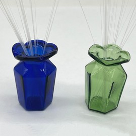 SPANSEE 2 PCS Mini Vase for Cat Whiskers, Cat Whisker Vase, Tiny Vase for Decor, Cat Whisker Storage Vase, Height 1.57 inches (Light Green, Blue)