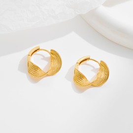 YUJIE Gold Twisted Hoop Earrings for Women Chunky Huggie Hoops Thick 18k Gold Plated Earrings Jewelry
