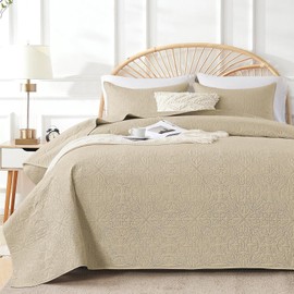 akkialla Beige King/Cal King Quilt Bedding Set for All Seasons,Lightweight Bedspread King Size,Modern Style Soft Microfiber Elegant Floral Design Coverlet Set(1 Quilt,2 Pillow Shams)