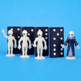 Accoutrements Archie McPhee Itty Bitty Aliens: Take Me to Your Miniature Tiny Leader - Glow in The Dark 1-3/8"" Vinyl Figures - Set of 9, Green