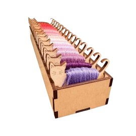 Ieron Wooden Animal Bobbin Set Creative Animal Bobbin Set Design Embroidery Floss Organizer Box With Bobbins DIY Thread And Bobbin Organizer For Embroidery Floss(Cat)