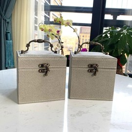 Jauhmui Jewellery Box, Three Layer Small Jewellery Organiser Storage Box, Velvet Jewellery Box, Jewellery Box, Travel for Women, for Earrings, Rings, Necklaces, Bracelets, Vanity, Faux Suede