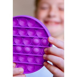 FoxMind, Last One Lost, Tactile Logic Travel Game for Kids, Family, and Friends - Purple