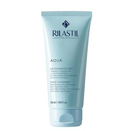 Rilastil Aqua Detergente Viso con Acido Ialuronico, Idratante e Riequilibrante, Adatto a Tutti i Tipi di Pelle, Confezione da 50 ml