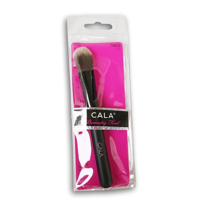 Cala Travel Foundation Brush 76603