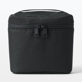 MUJI 84383168 Insulated Bag, Black, Size S, 5.5 x 5.9 x 3.1 inches (14 x 15 x 8 cm)