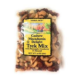 Trader Joes Cashew Macadamia Delight Trek Mix with Pineapple Cranberry & Almond
