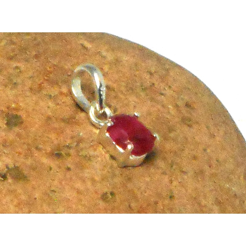 Art Gecko Small Oval Pink RUBY Sterling Silver 925 Gemstone