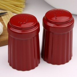 Omni Simsbury Salt and Pepper Set -