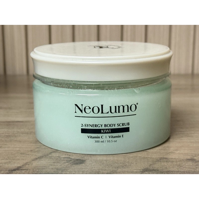 Neolumo 2-Synergy Body Scrub Kiwi, Vitamin C, Vitamin E 10.5oz