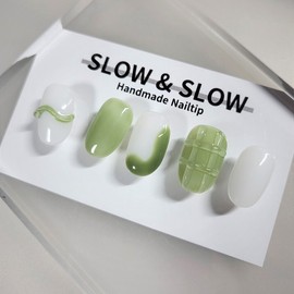 [Sl&Sl Nail Tips] Milky White & Green Nails - Short Oval / [슬앤슬네일팁] 밀키화이트&그린 네일 - 숏오발